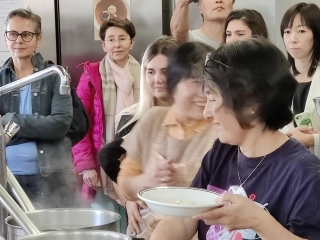 坂本薫氏