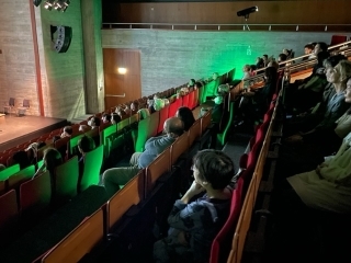 映画上映中の会場